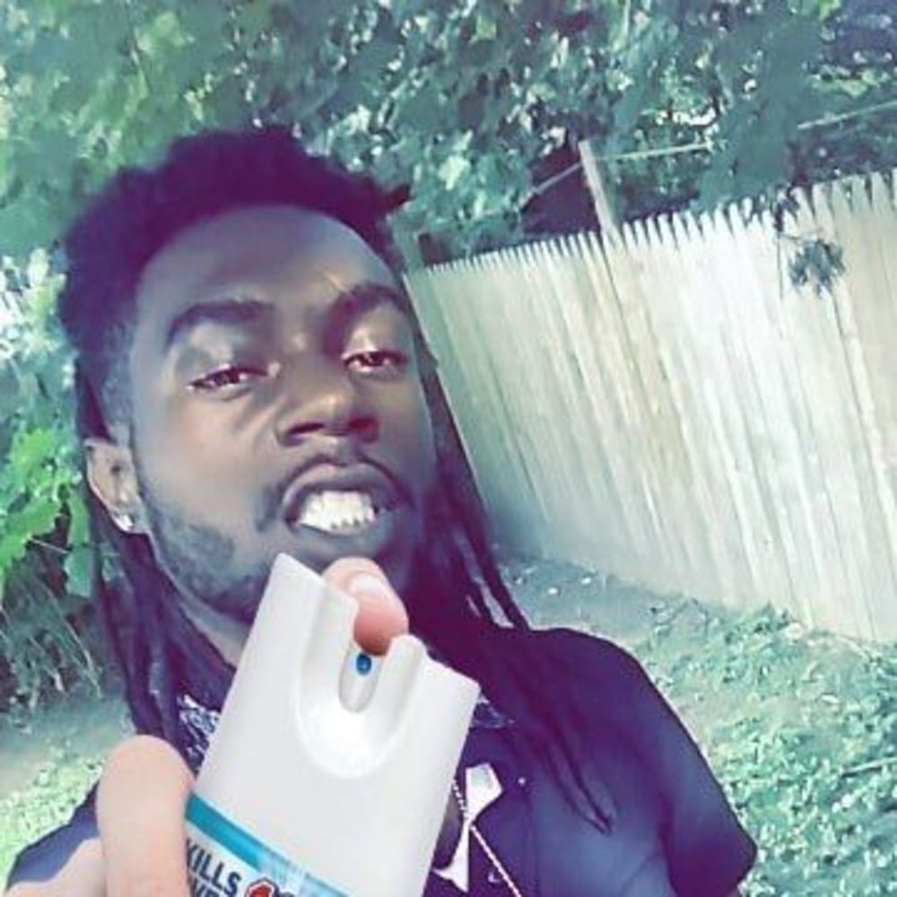 Meet your Posher, B'eego